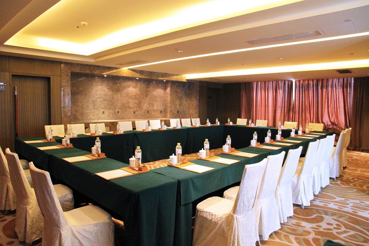 Gleetour Maya Hotel Wuhan Exterior foto
