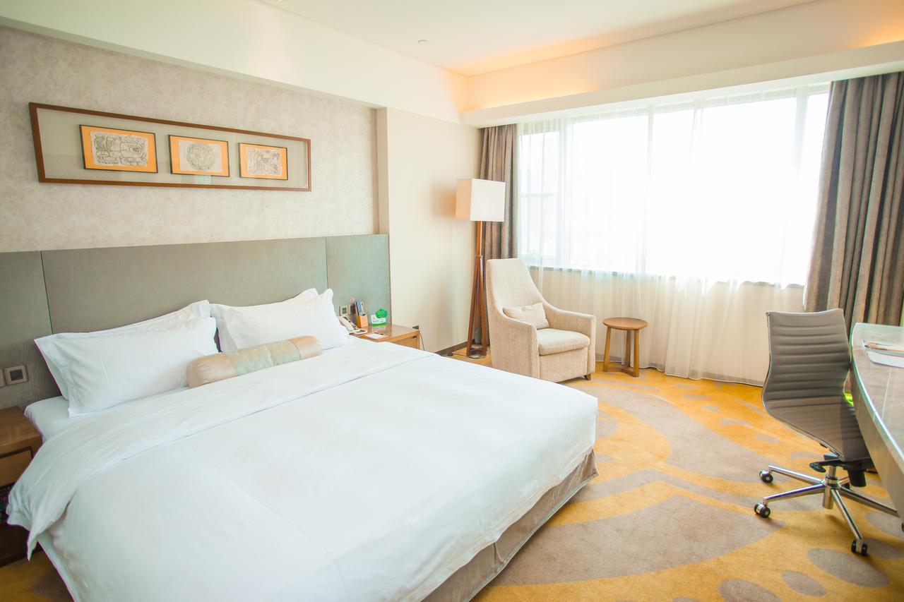 Gleetour Maya Hotel Wuhan Exterior foto